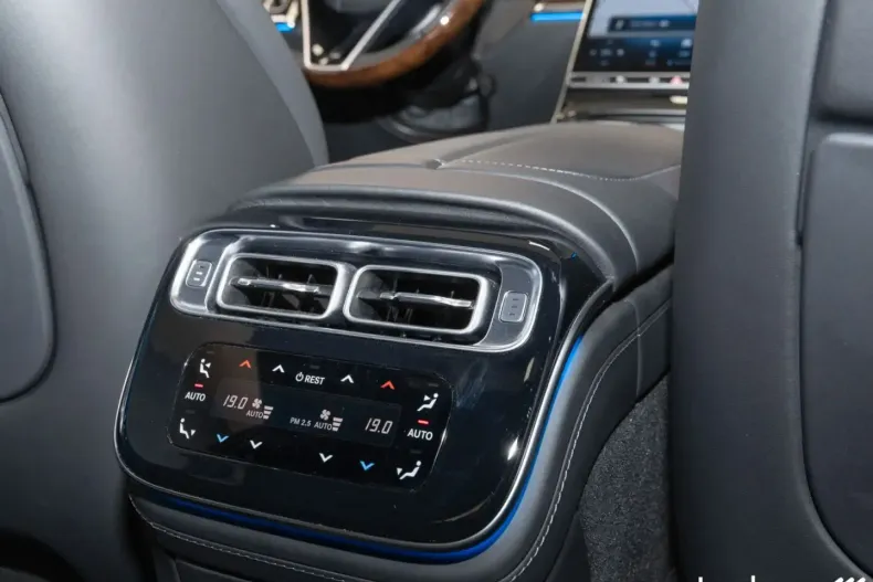 Mercedes-Benz S 500 din 2023 cu 19.056 km - oferta MER177471 - foto 25