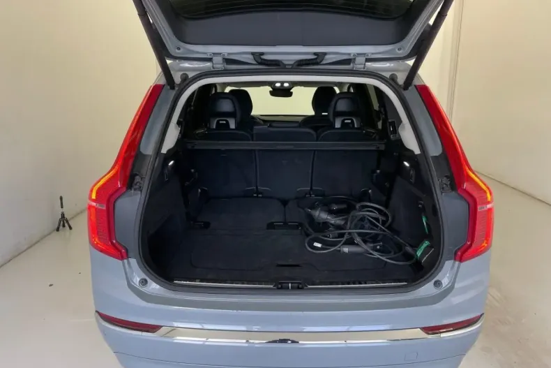 Volvo XC90 din 2024 cu 67.932 km - oferta VOL177475 - foto 9