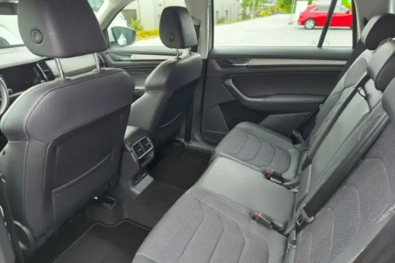 Skoda Kodiaq din 2024 cu 15.082 km - oferta SKO177486 - foto 8