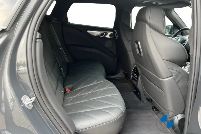 BMW XM din 2023 cu 26.007 km - oferta BMW177488 - foto 17