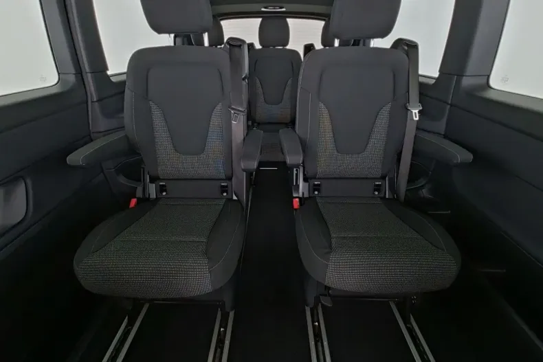 Mercedes-Benz V 300 din 2024 cu 59.321 km - oferta MER177489 - foto 14