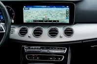 Mercedes-Benz E 220 din 2022 cu 79.664 km - oferta MER177490 - foto 7