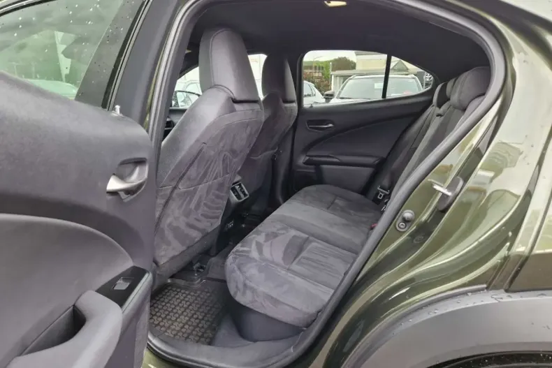 Lexus UX din 2022 cu 9.828 km - oferta LEX177492 - foto 10