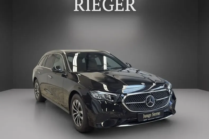 Mercedes-Benz E 220 din 2024 cu 24.100 km - oferta MER177493 - foto 1