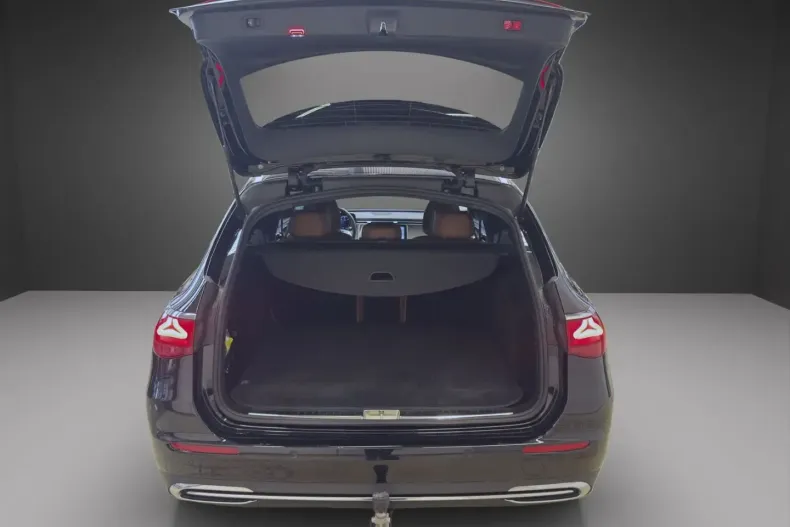 Mercedes-Benz E 220 din 2024 cu 24.100 km - oferta MER177493 - foto 12