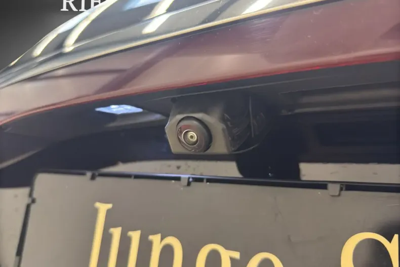 Mercedes-Benz E 220 din 2024 cu 24.100 km - oferta MER177493 - foto 16