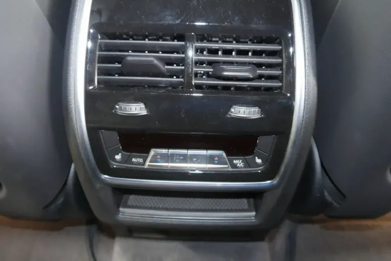 BMW XM din 2024 cu 23.175 km - oferta BMW177496 - foto 7