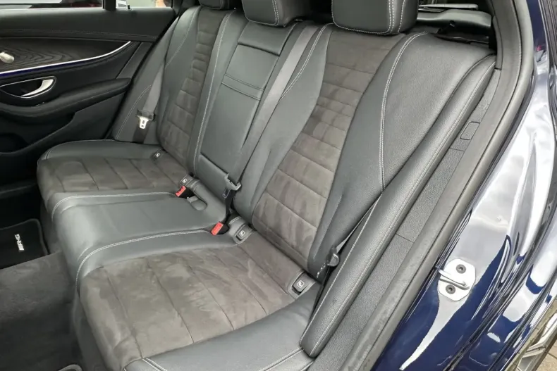 Mercedes-Benz E 200 din 2021 cu 64.750 km - oferta MER177499 - foto 10