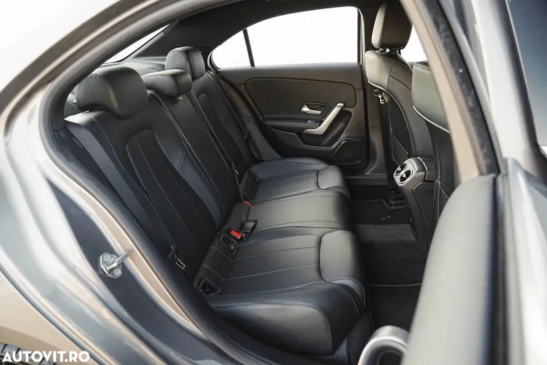 Mercedes-Benz A 180 (Clasa A) din 2022 cu 139.350 km - oferta MER177531 - foto 15