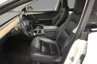 Tesla Model 3 din 2021 cu 90.386 km - oferta TES177544 - foto 4