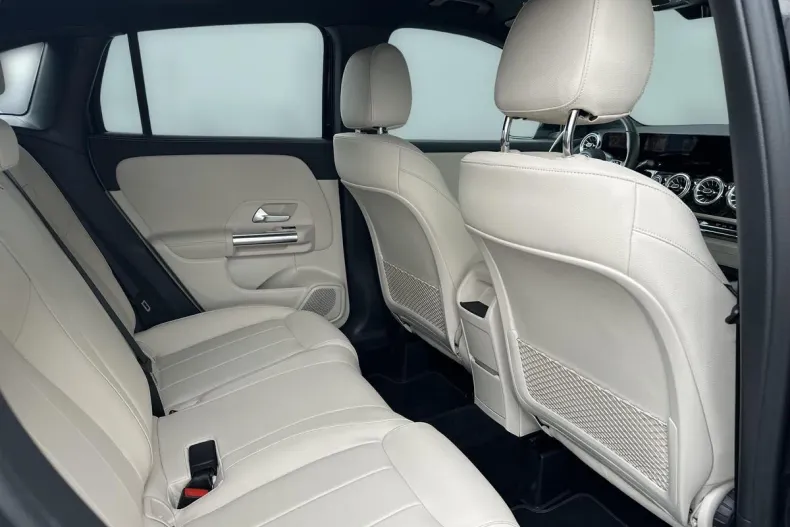 Mercedes-Benz GLA din 2025 cu 7.971 km - oferta MER177550 - foto 15