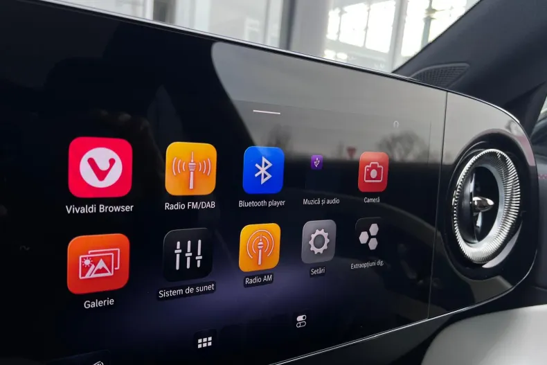 Mercedes-Benz CLA din 2025 cu 10 km - oferta MER177557 - foto 14