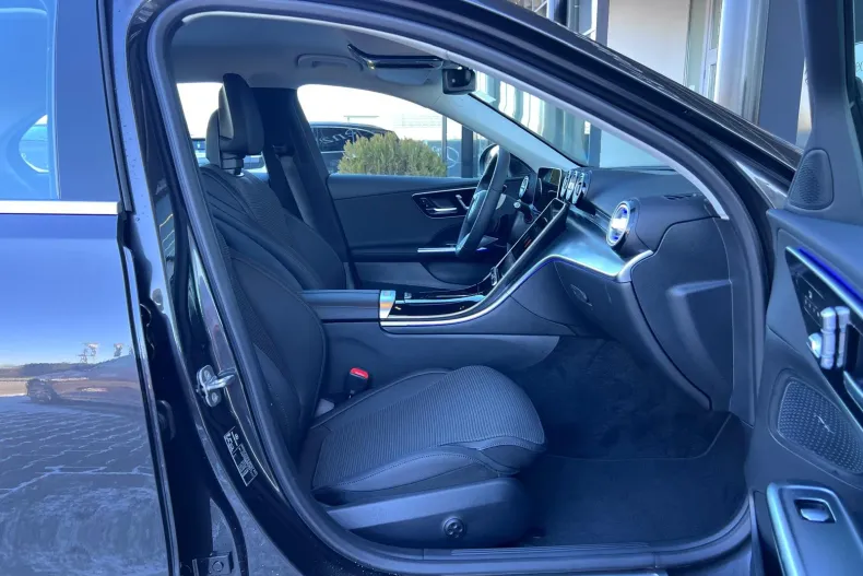 Mercedes-Benz C din 2025 cu 10 km - oferta MER177562 - foto 7