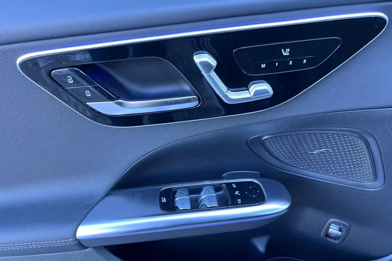 Mercedes-Benz C din 2025 cu 10 km - oferta MER177562 - foto 11