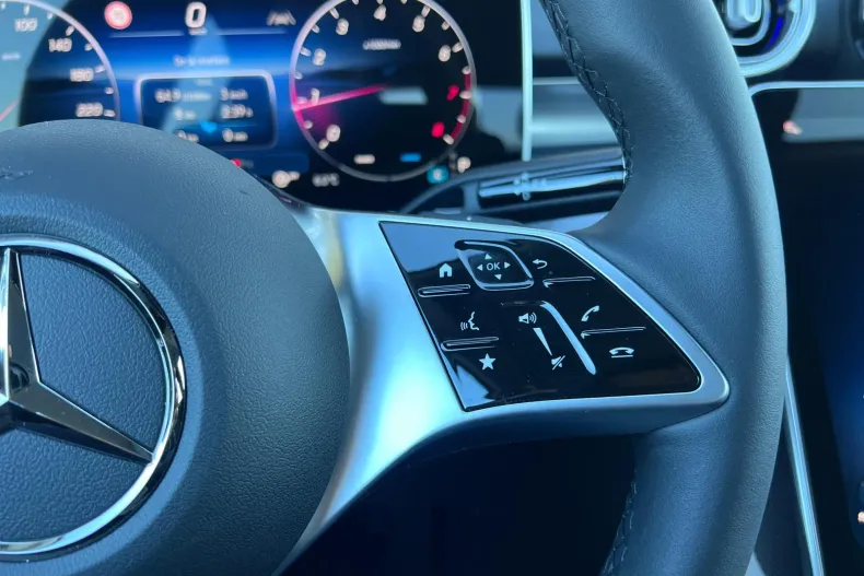 Mercedes-Benz C din 2025 cu 10 km - oferta MER177562 - foto 17