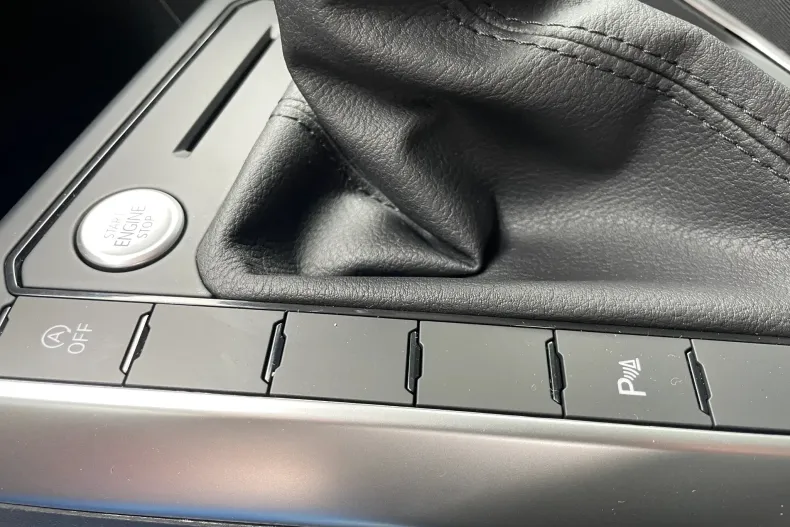 Volkswagen Taigo din 2025 cu 1 km - oferta VOL177570 - foto 26