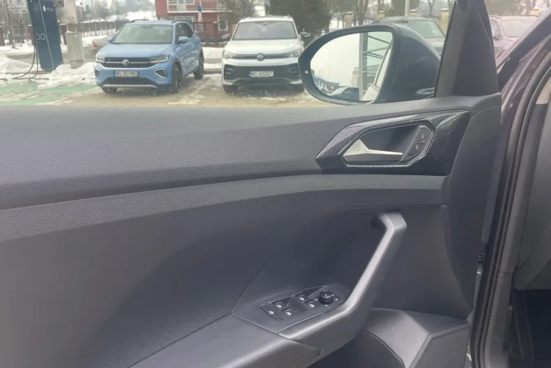 Volkswagen T-Cross din 2025 cu 1 km - oferta VOL177572 - foto 11