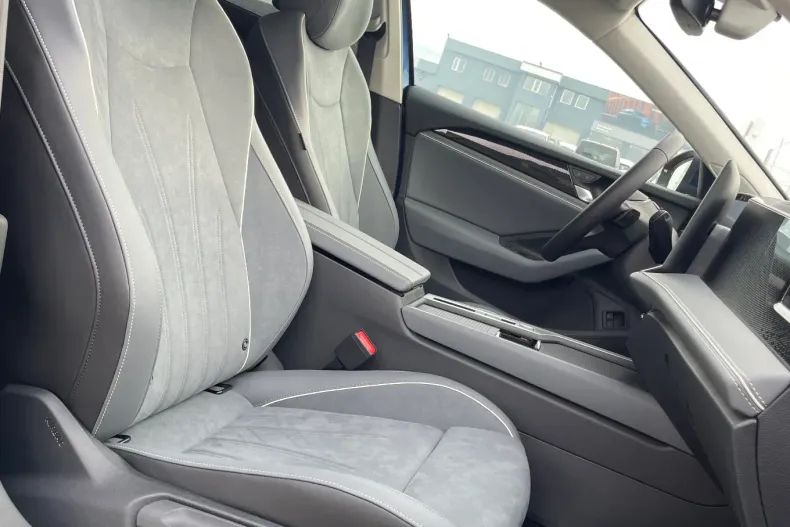 Volkswagen Passat din 2025 cu 1 km - oferta VOL177573 - foto 19