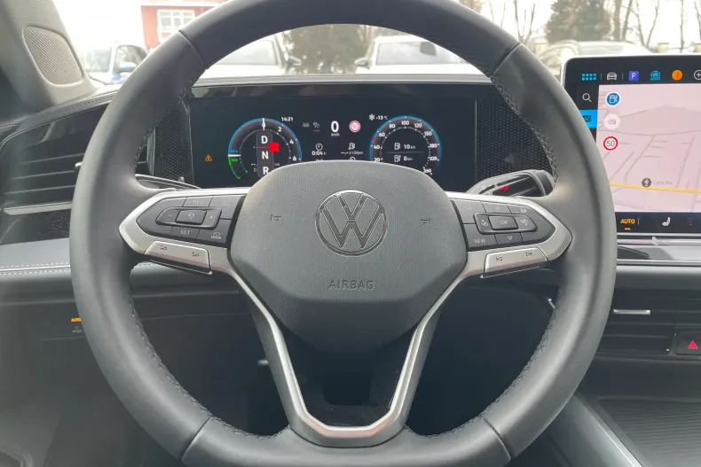 Volkswagen Passat din 2025 cu 1 km - oferta VOL177573 - foto 21