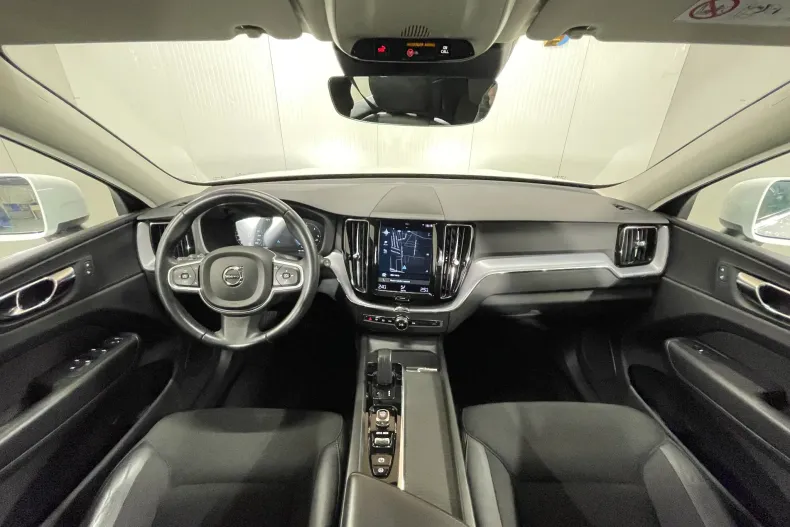 Volvo XC60 din 2020 cu 157.024 km - oferta VOL177574 - foto 7