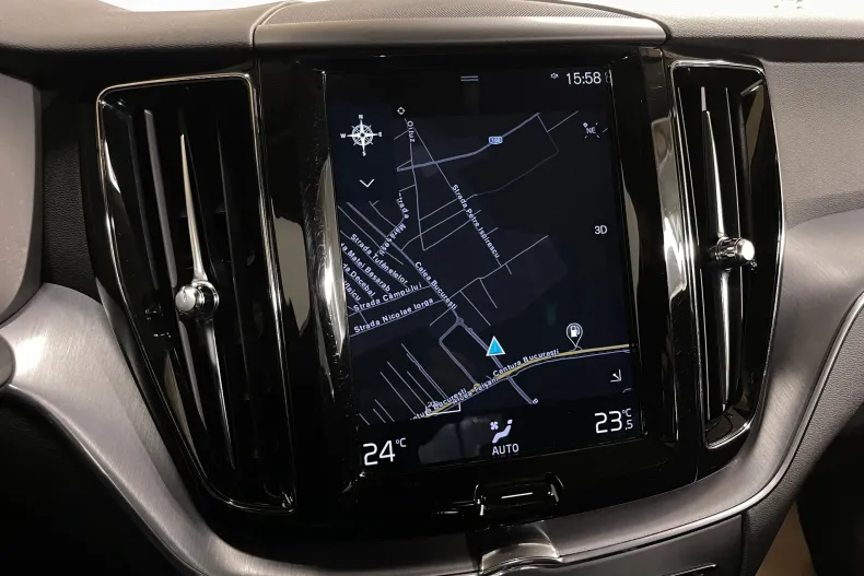 Volvo XC60 din 2020 cu 157.024 km - oferta VOL177574 - foto 15