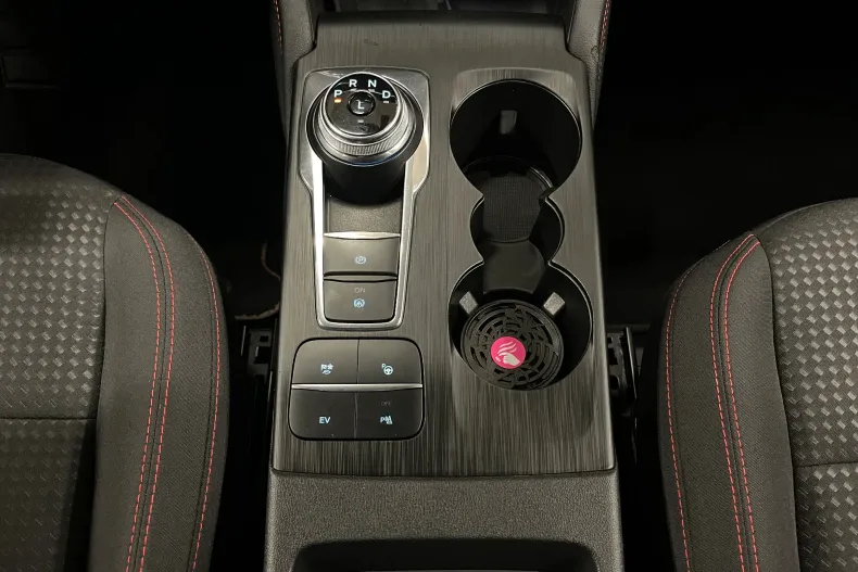 Ford Kuga din 2021 cu 61.518 km - oferta FOR177578 - foto 22