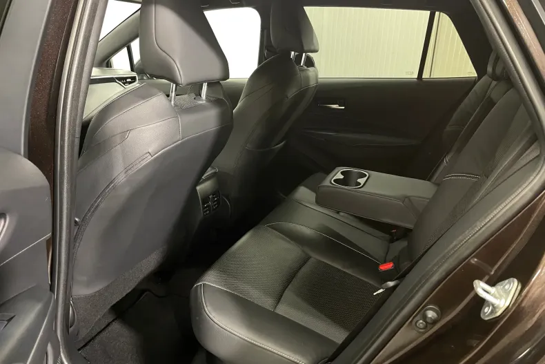 Toyota Corolla din 2022 cu 71.194 km - oferta TOY177580 - foto 11