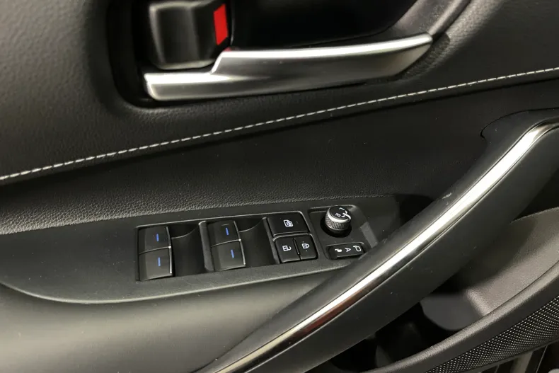 Toyota Corolla din 2022 cu 71.194 km - oferta TOY177580 - foto 19