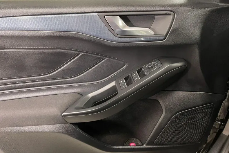 Ford Focus din 2022 cu 117.416 km - oferta FOR177581 - foto 22