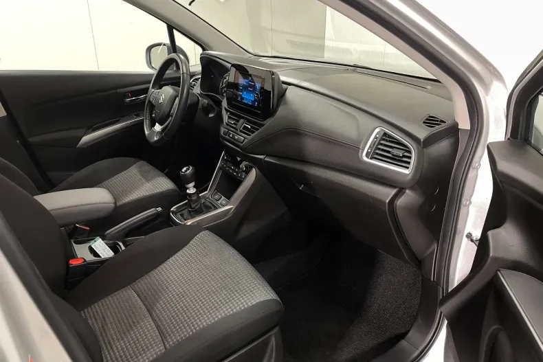 Suzuki S-Cross din 2023 cu 67.851 km - oferta SUZ177582 - foto 9