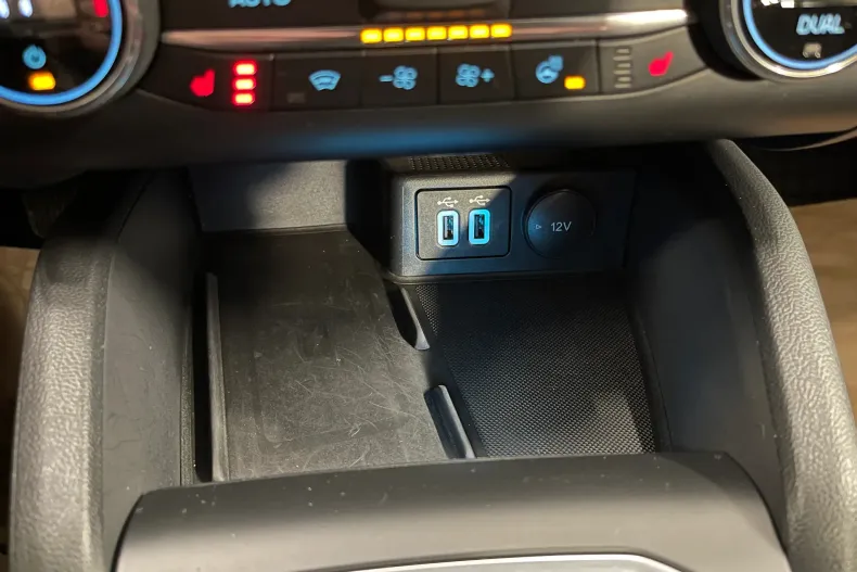 Ford Focus din 2021 cu 66.603 km - oferta FOR177583 - foto 24