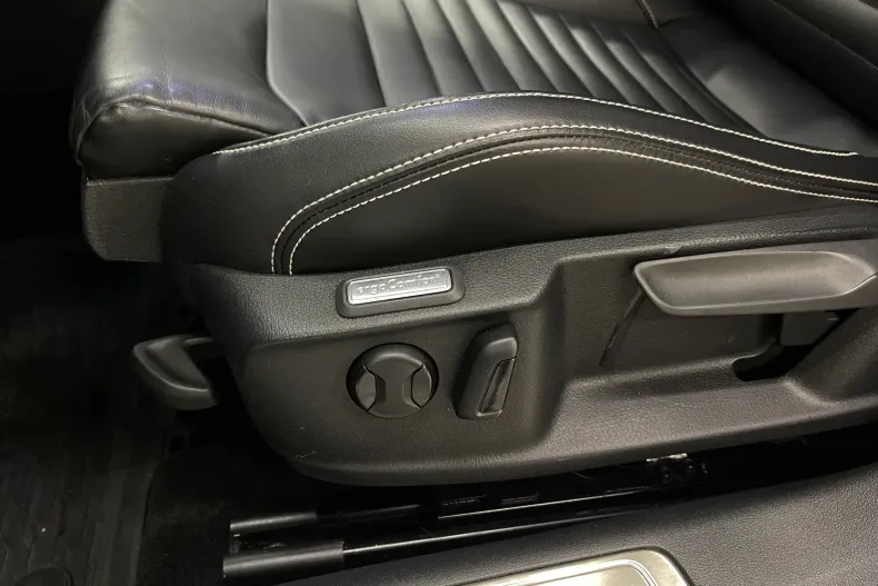 Volkswagen Passat din 2021 cu 139.147 km - oferta VOL177584 - foto 21