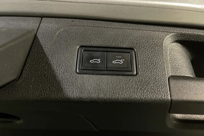 Volkswagen Passat din 2021 cu 139.147 km - oferta VOL177584 - foto 22