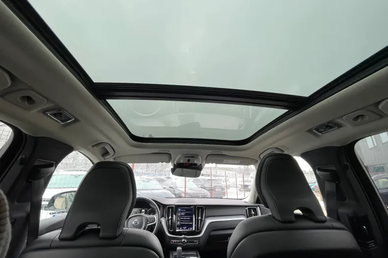 Volvo XC60 din 2021 cu 163.705 km - oferta VOL177587 - foto 8