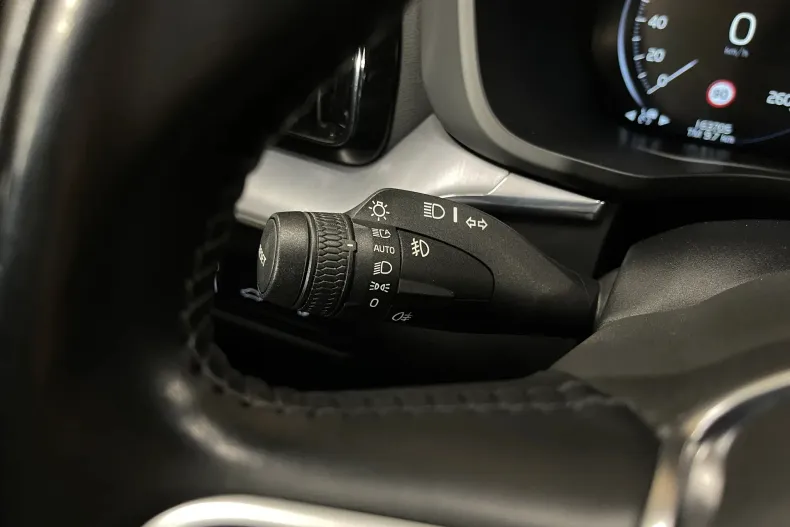 Volvo XC60 din 2021 cu 163.705 km - oferta VOL177587 - foto 27