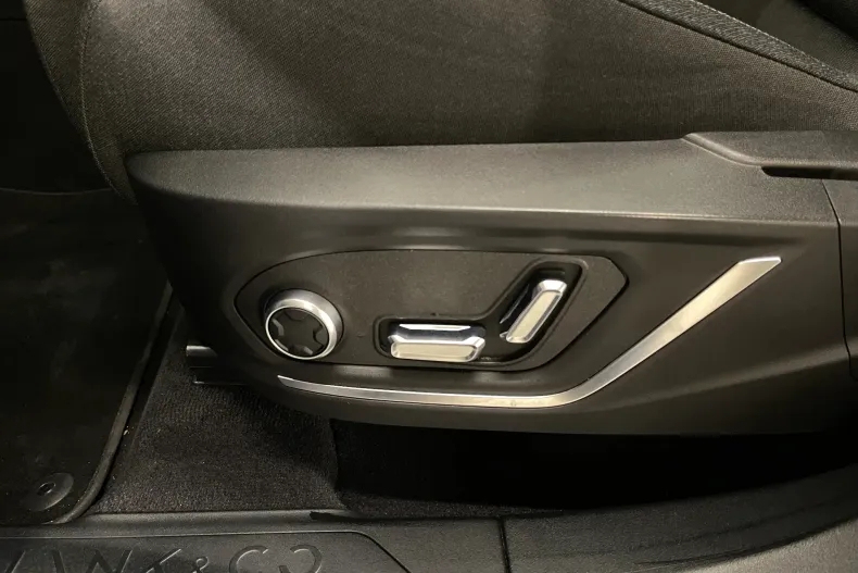 Lynk&Co 01 din 2022 cu 95.589 km - oferta LYN177588 - foto 21