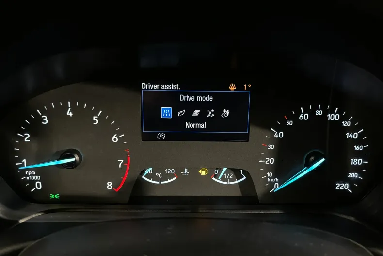 Ford Puma din 2021 cu 31.072 km - oferta FOR177591 - foto 18