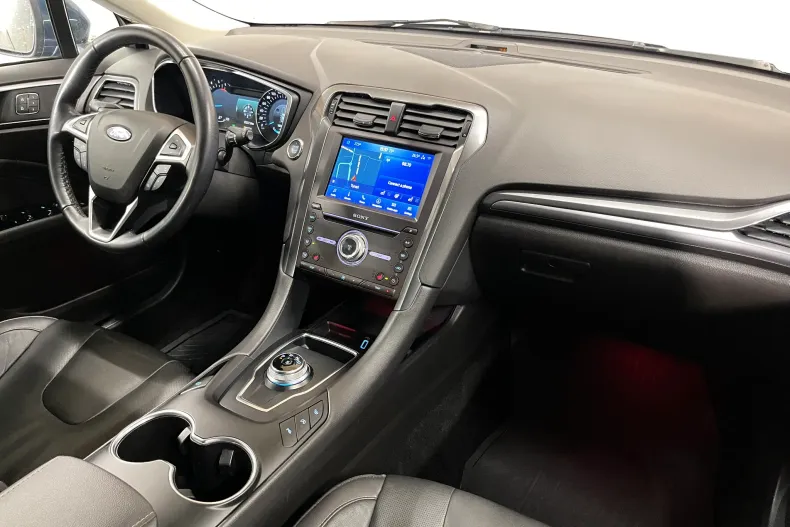 Ford Mondeo din 2020 cu 63.227 km - oferta FOR177593 - foto 7