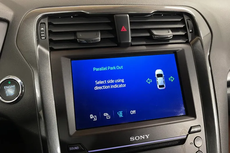 Ford Mondeo din 2020 cu 63.227 km - oferta FOR177593 - foto 14