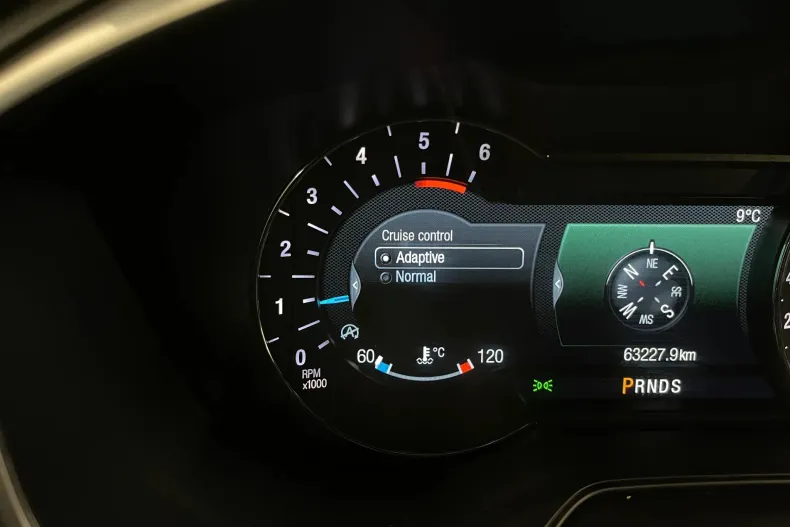 Ford Mondeo din 2020 cu 63.227 km - oferta FOR177593 - foto 30