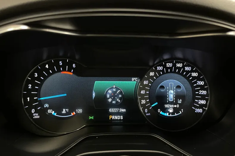 Ford Mondeo din 2020 cu 63.227 km - oferta FOR177593 - foto 31