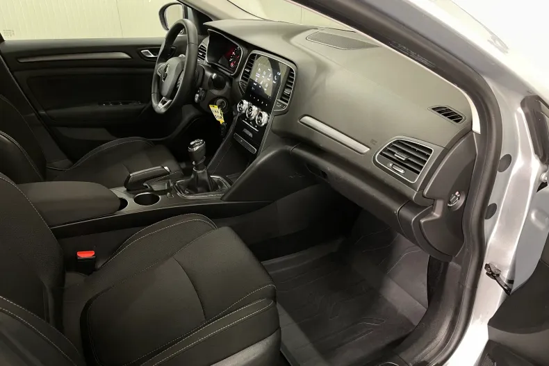 Renault Megane din 2022 cu 38.530 km - oferta REN177598 - foto 9