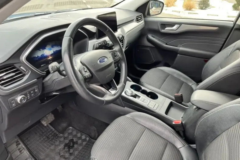 Ford Kuga din 2021 cu 65.965 km - oferta FOR177601 - foto 13