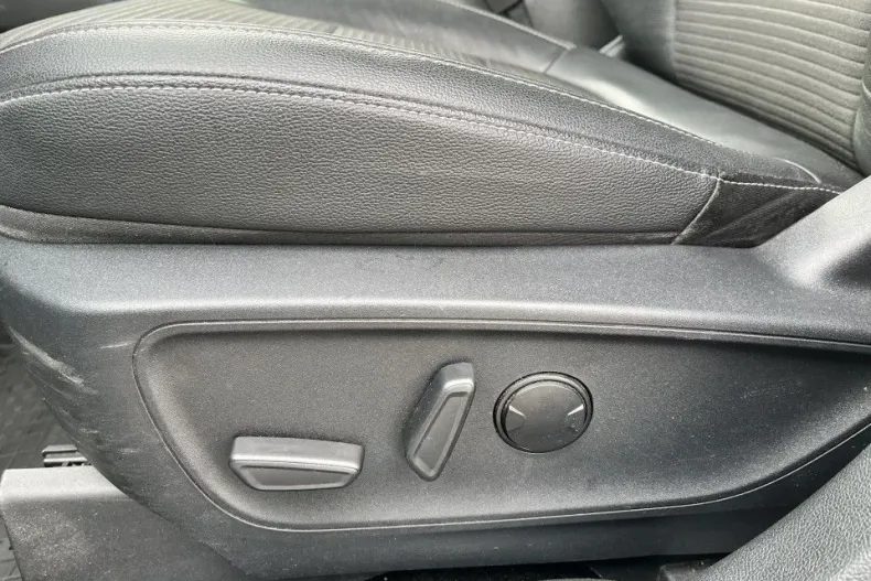 Ford Kuga din 2021 cu 65.965 km - oferta FOR177601 - foto 15