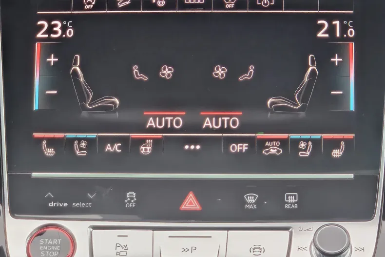 Audi RSQ8 din 2025 cu 918 km - oferta AUD177602 - foto 21