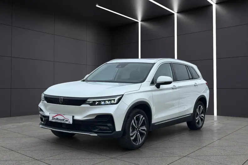 Skywell ET5 din 2022 cu 14.755 km - oferta SKY177603 - foto 1