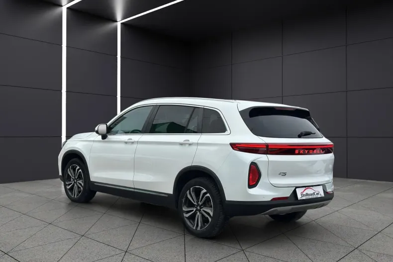 Skywell ET5 din 2022 cu 14.755 km - oferta SKY177603 - foto 4