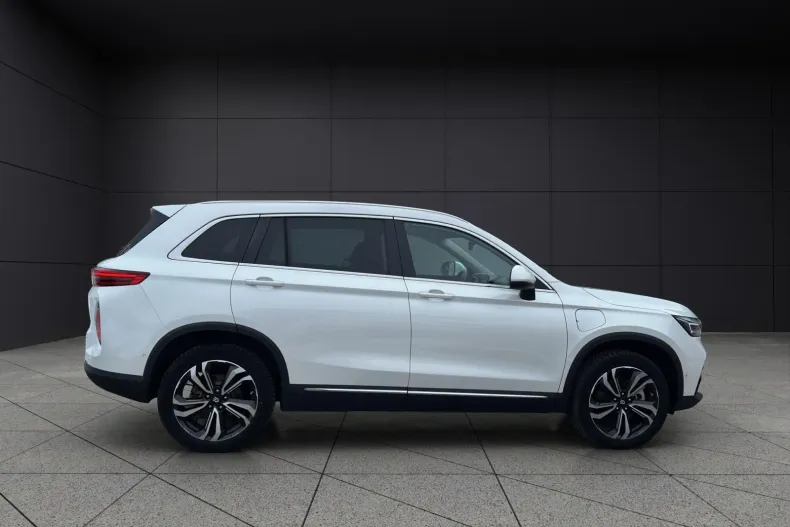 Skywell ET5 din 2022 cu 14.755 km - oferta SKY177603 - foto 14