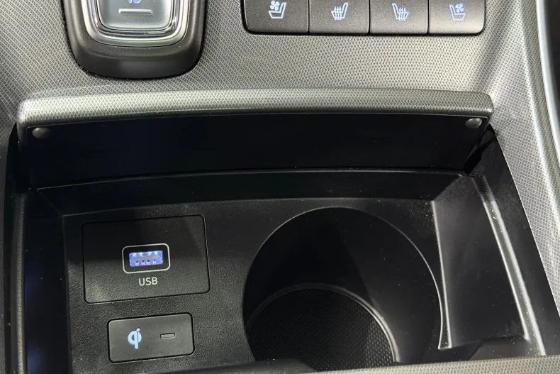 Hyundai SANTA FE din 2021 cu 24.048 km - oferta HYU177606 - foto 31