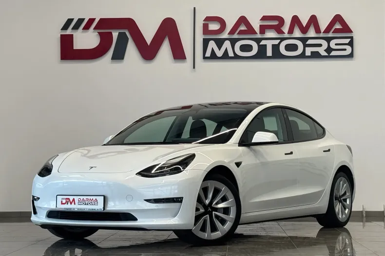 Tesla Model 3 din 2022 cu 82.000 km - oferta TES177608 - foto 1